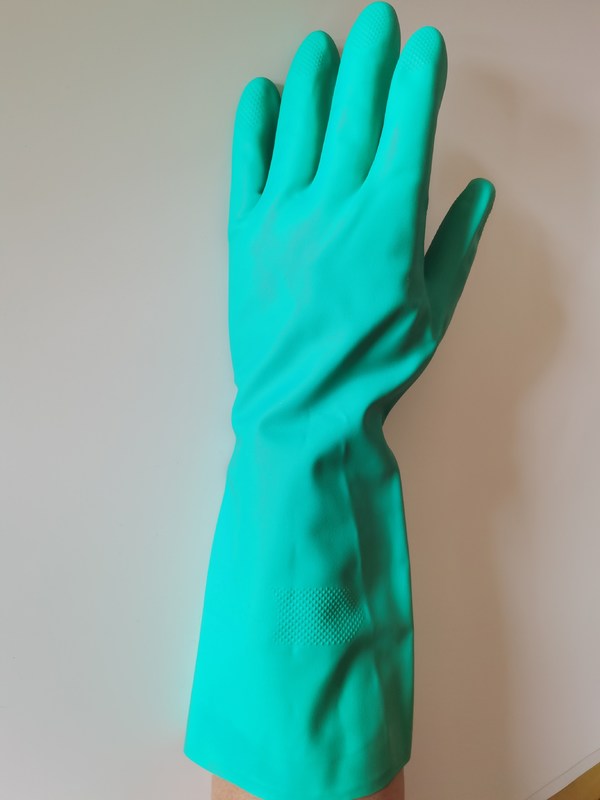 Mil Green Nitrile Glove Chemical-Schutz des löslichen Widerstand-13 scharte sich das Zeichnen